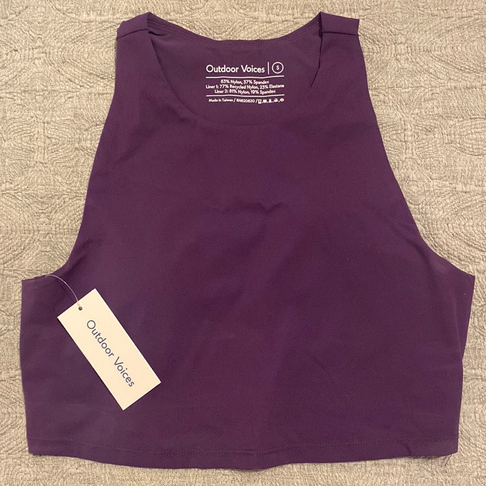 NWT Outdoor Voices Super Form Zoom Crop Top Sz M Acai w Built In Bra
